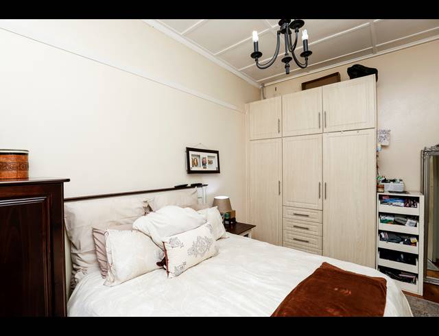 3 BEDROOM FREEHOLD FOR SALE IN GLENWOOD